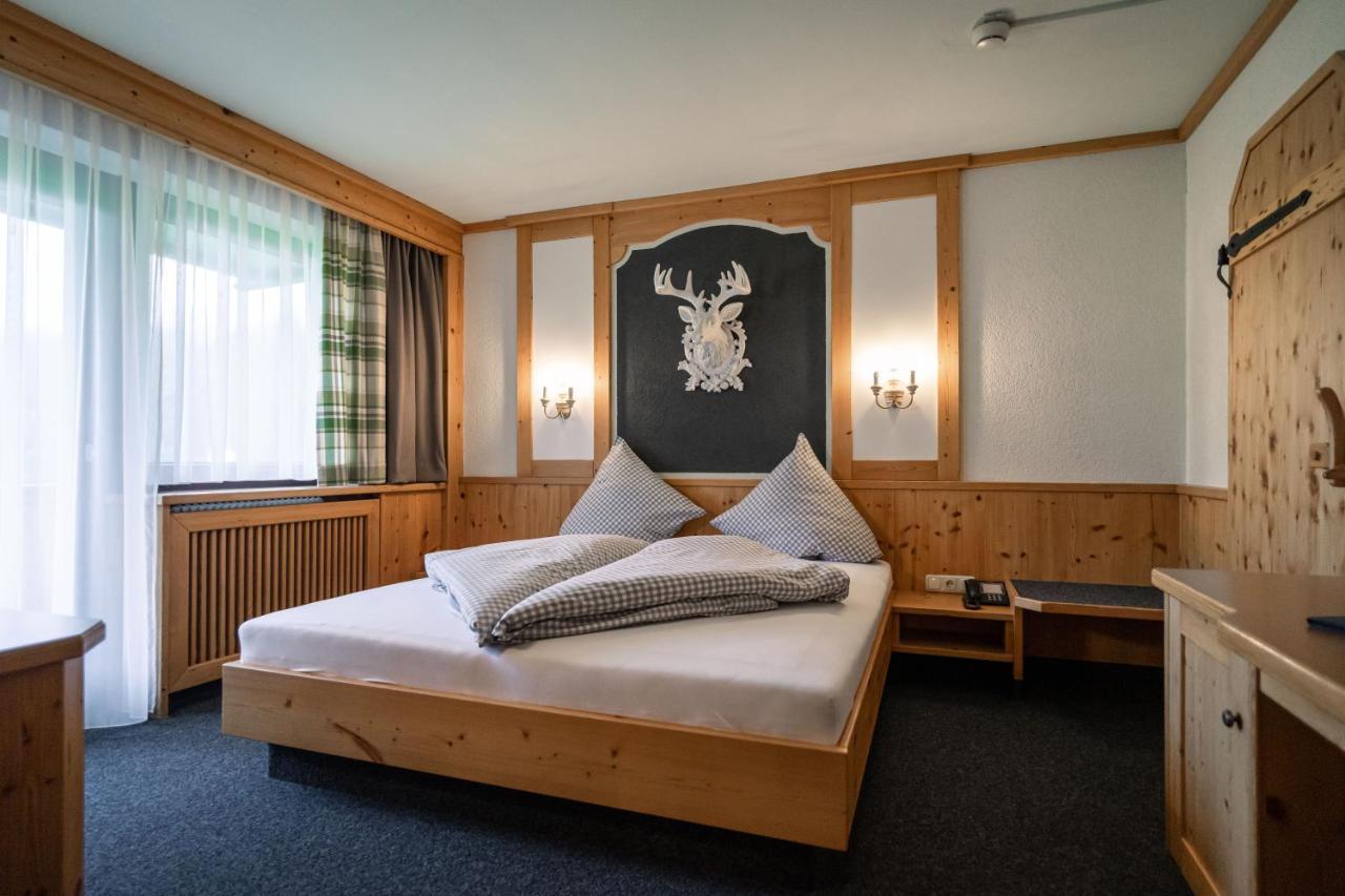 Hotel Landhaus Tirolerherz Sankt Ulrich am Pillersee Bagian luar foto