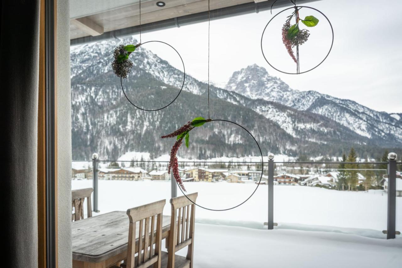 Hotel Landhaus Tirolerherz Sankt Ulrich am Pillersee Bagian luar foto